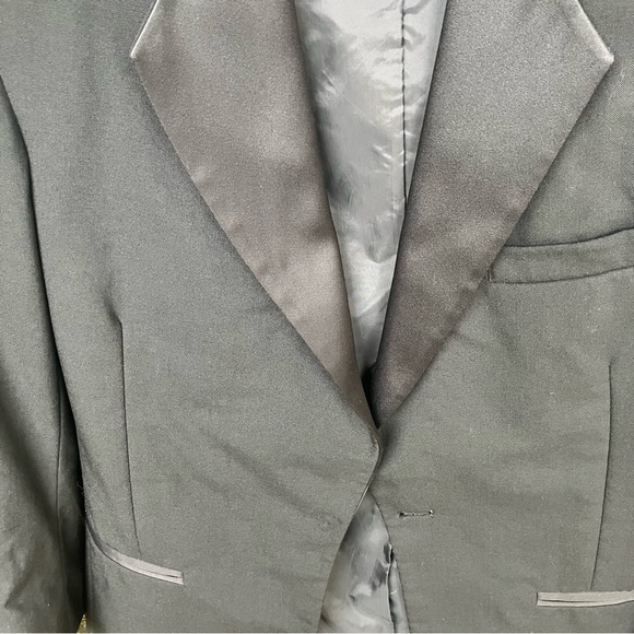 Gently Used Unisex Hugo Boss BLACK Tuxedo Jacket, Boho Wear Y2K Made in USA - Picture 3 of 7